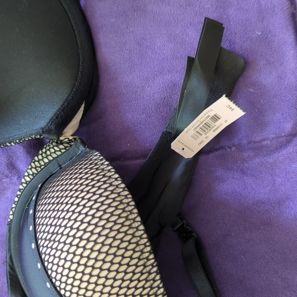 Victoria Secret x Balmain Bra - Picture 4 of 4